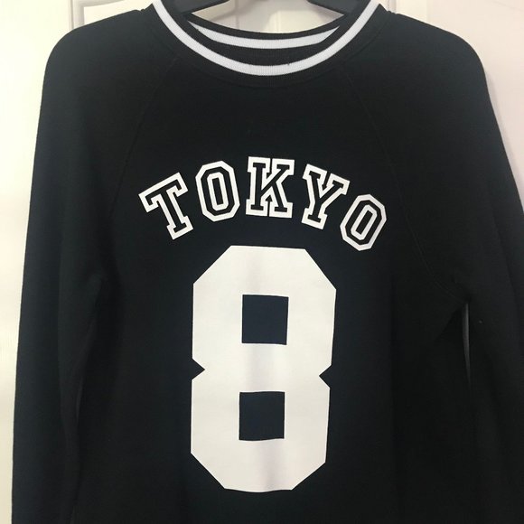 H&M DIVIDED BLACK TOKYO SWEATER - Picture 1 of 3